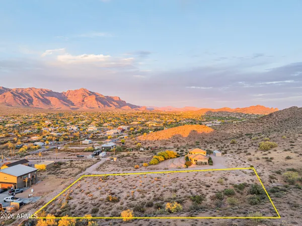 $900,000 | 5995 East 35th Avenue, Apache Junction, AZ 85119