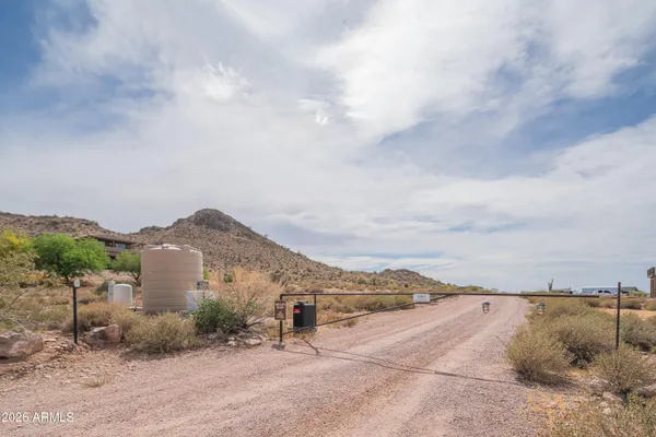 $900,000 | 5995 East 35th Avenue, Apache Junction, AZ 85119