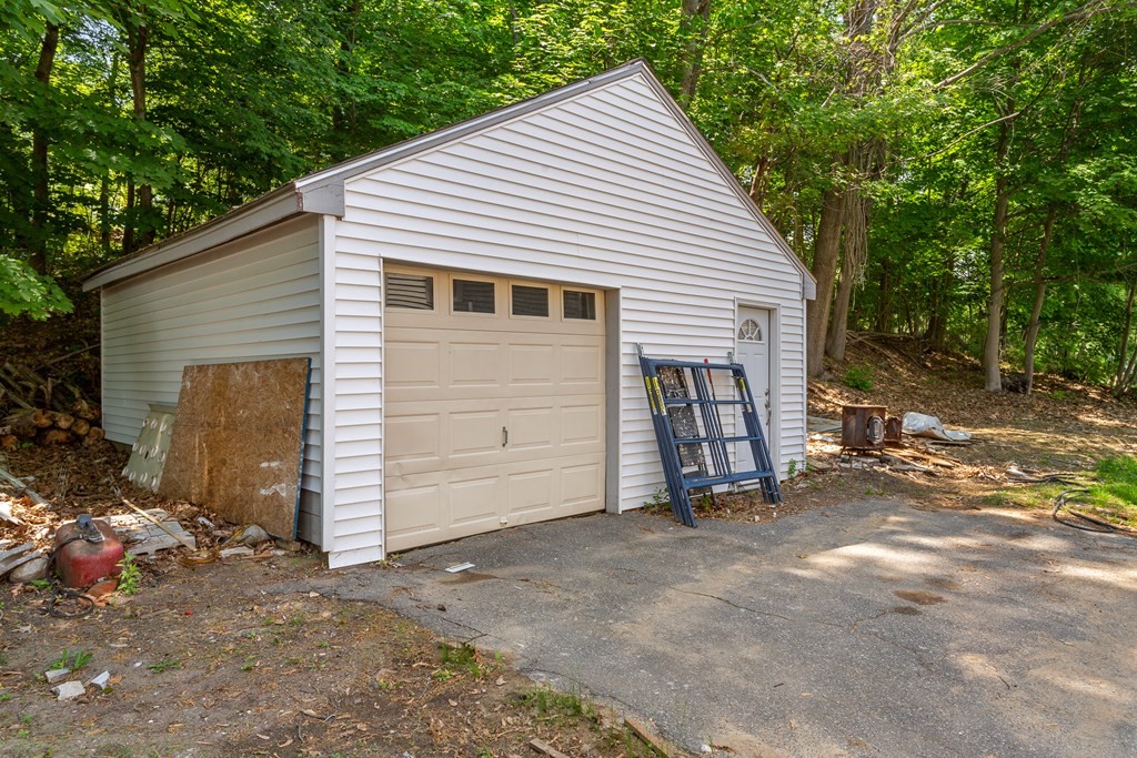 30 South Martin Road Amesbury, MA 01913 - Photo 33 of 33