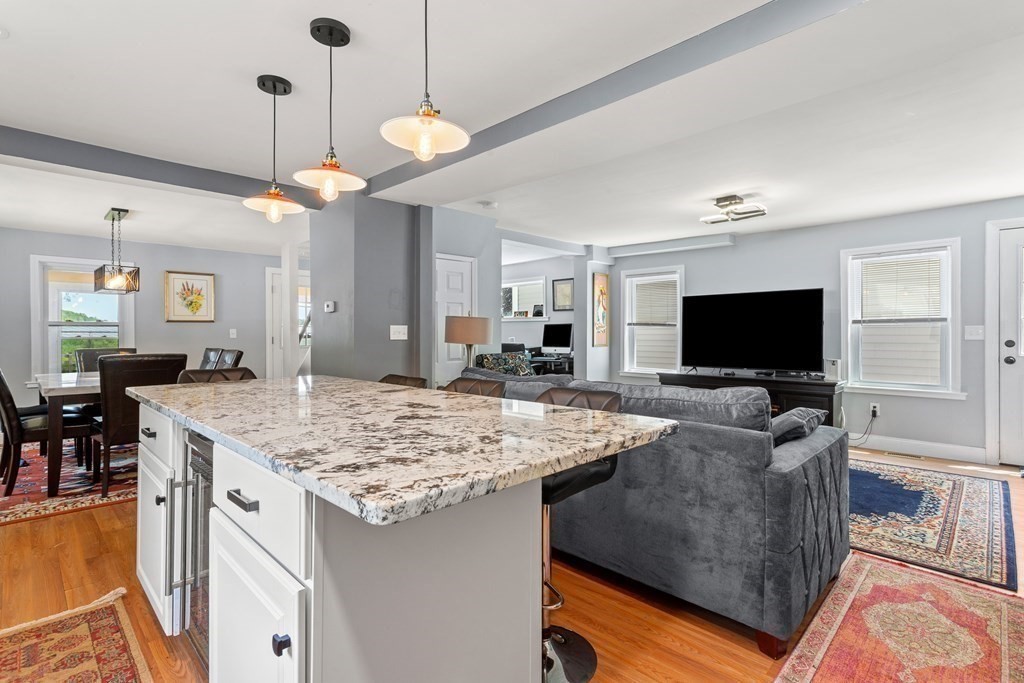 30 South Martin Road Amesbury, MA 01913 - Photo 7 of 33