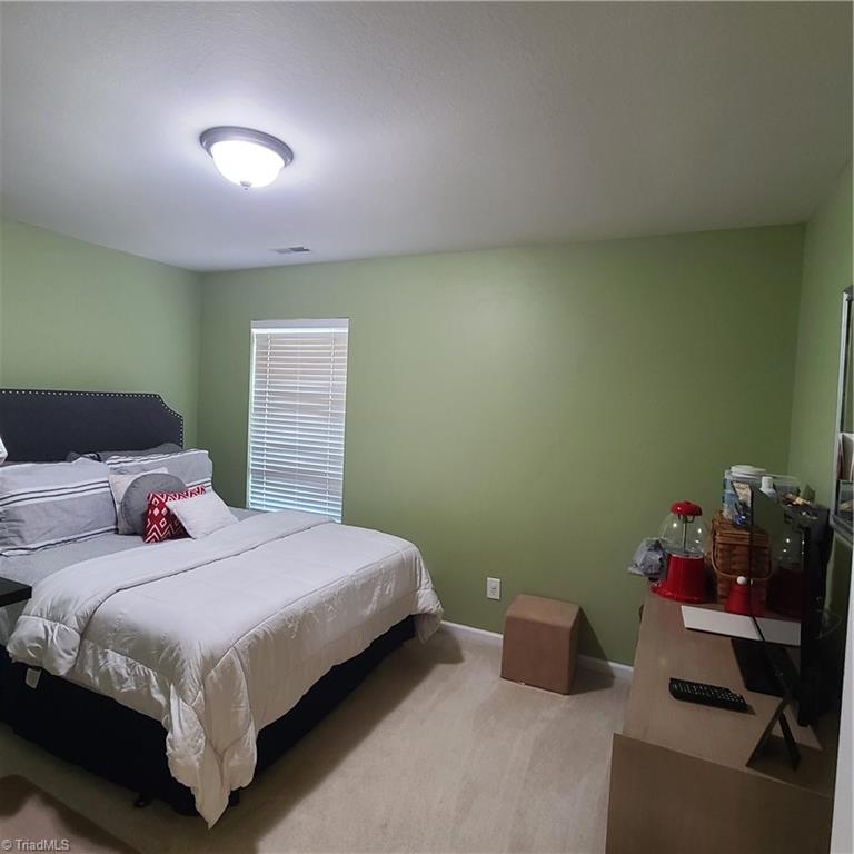 895 Jennifer Lane High Point, NC 27265 - Photo 13 of 21