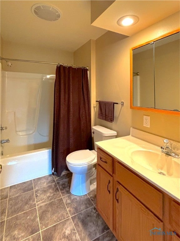 1903 Christy Road Defiance, OH 43512 - Photo 19 of 29 upstairs bathroom