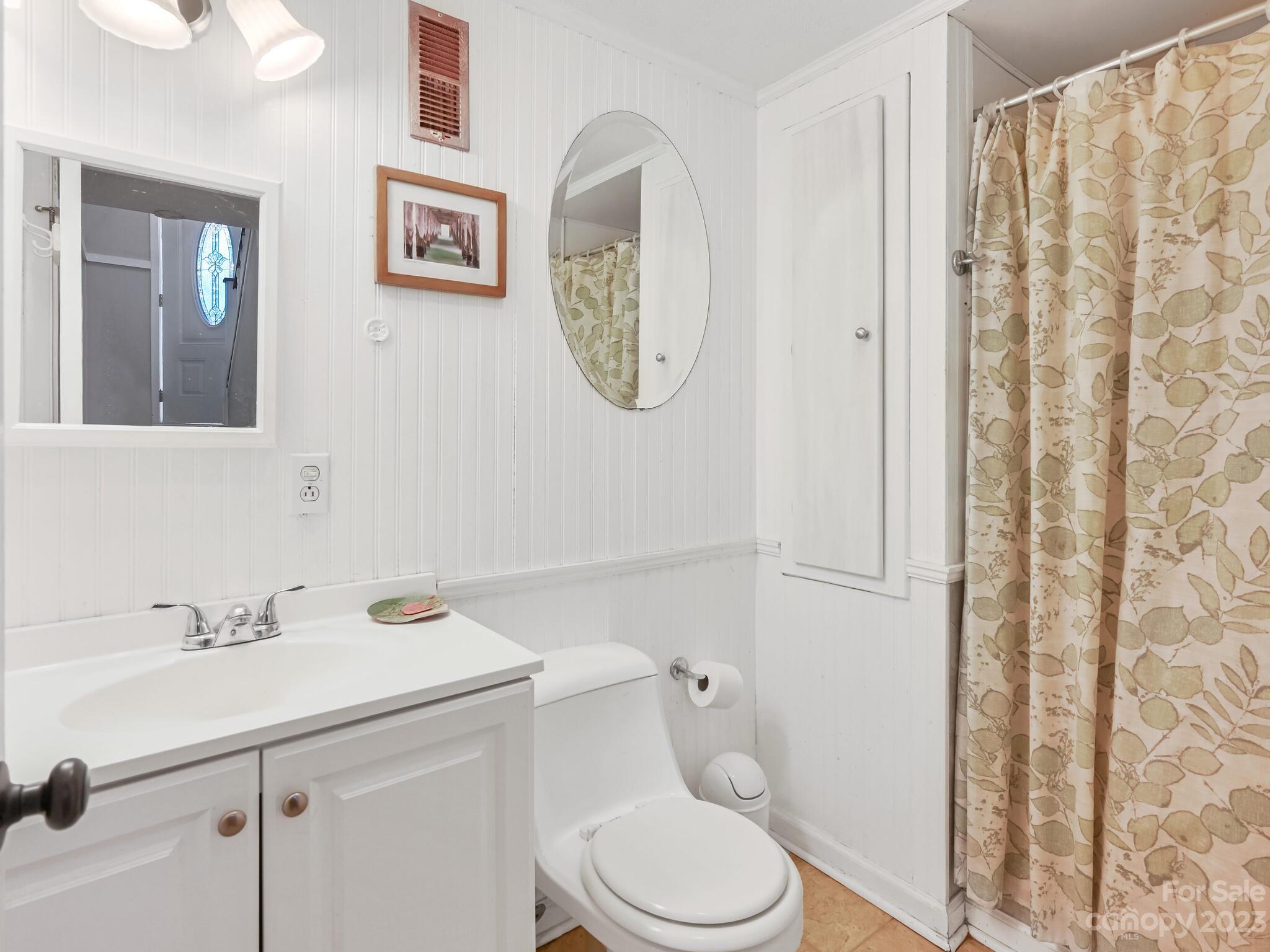 272 Sharp Hollow Road Marshall, NC 28753 - Photo 19 of 46 Gallery Image 19