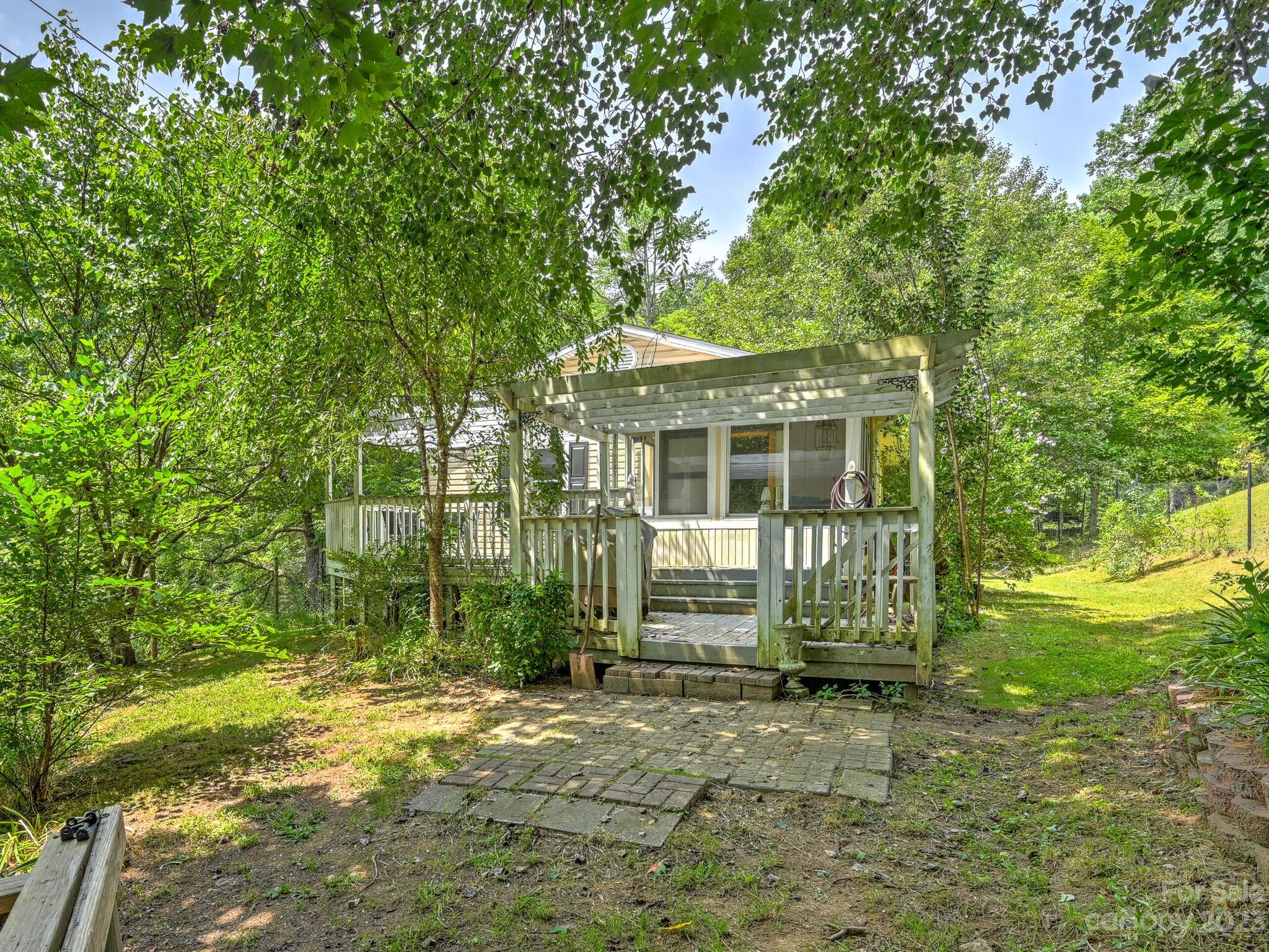 272 Sharp Hollow Road Marshall, NC 28753 - Photo 23 of 46 Gallery Image 23
