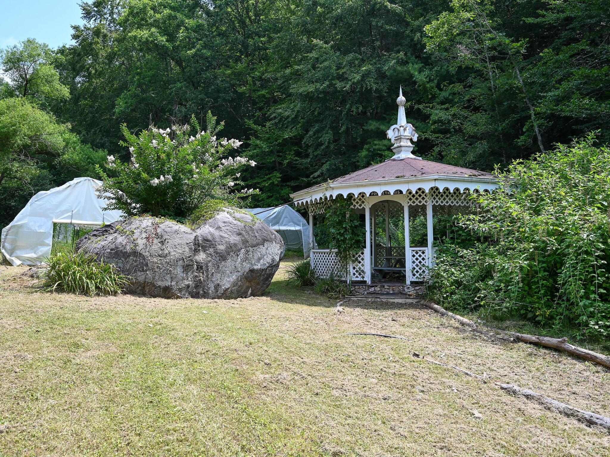 272 Sharp Hollow Road Marshall, NC 28753 - Photo 30 of 46 Gallery Image 30