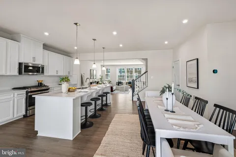 $549,900 | 10837 Beckenham Street, Middle River, MD 21220