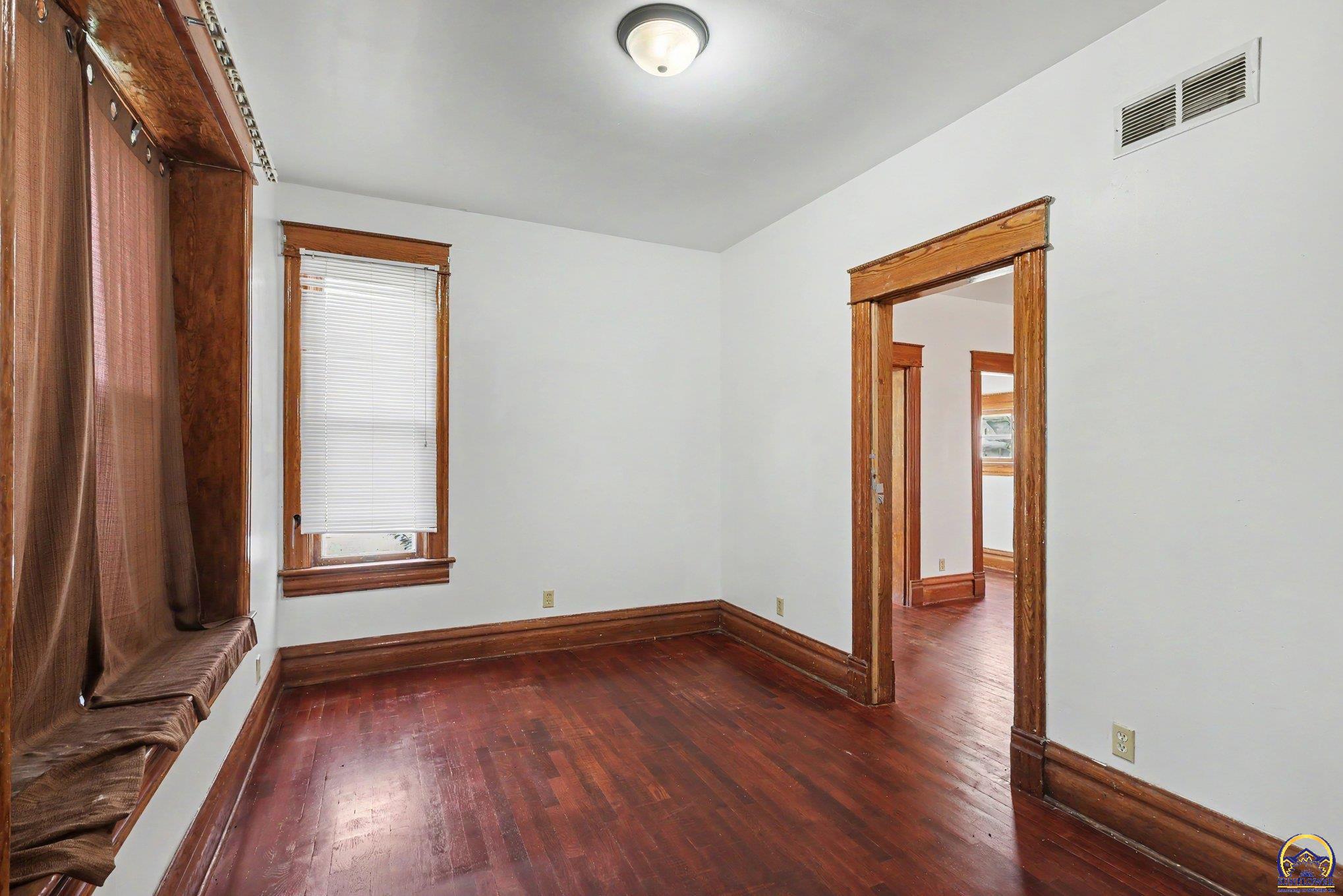 1500 Southwest Tyler Street Topeka, KS 66612 - Photo 14 of 21