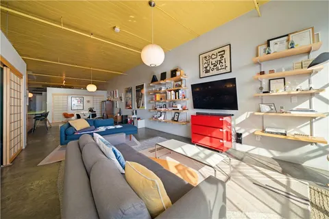 $1,125,000 | 1855 Industrial Street, Unit 606, Los Angeles, CA 90021