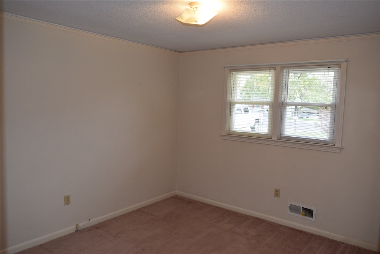 948 Iron Ore Road Spartanburg, SC 29303 - Photo 14 of 18 Gallery Image 14