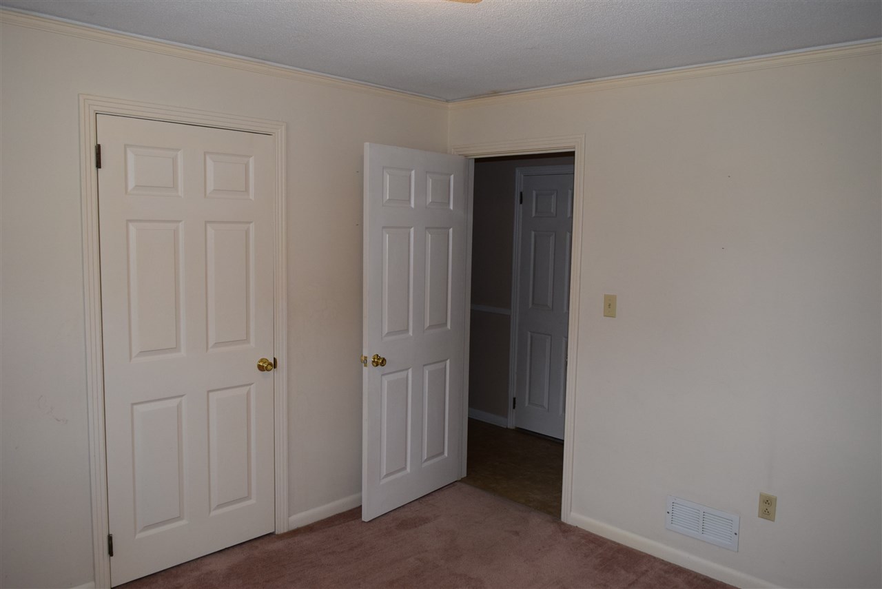 948 Iron Ore Road Spartanburg, SC 29303 - Photo 15 of 18 Gallery Image 15