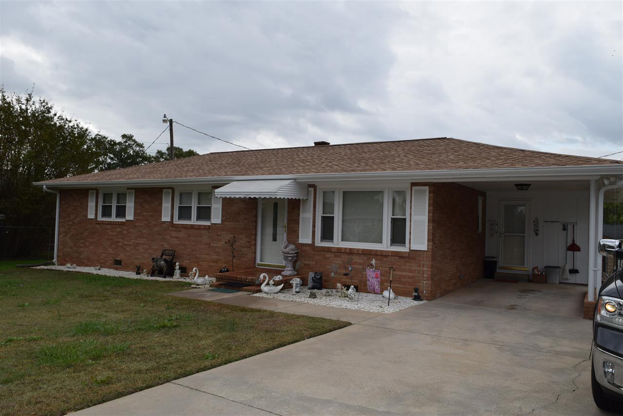 948 Iron Ore Road Spartanburg, SC 29303 - Photo 3 of 18 Gallery Image 3