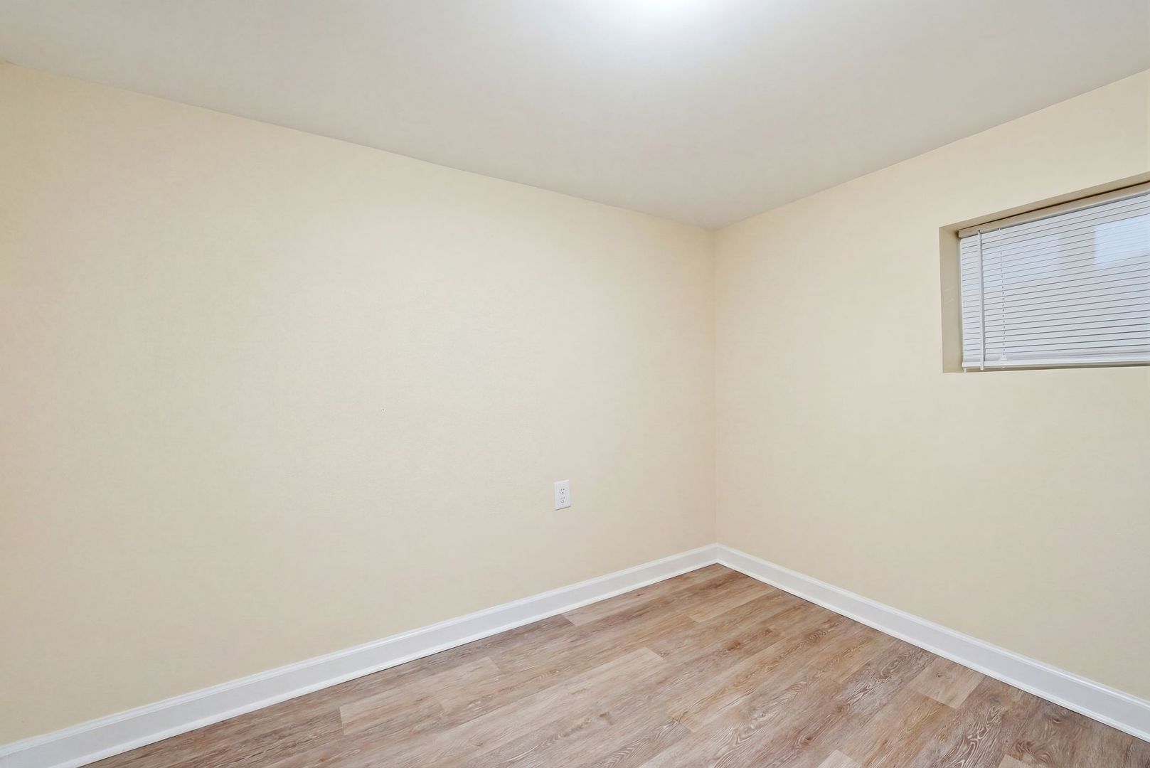 1235 North Harding Avenue Chicago, IL 60651 - Photo 27 of 38