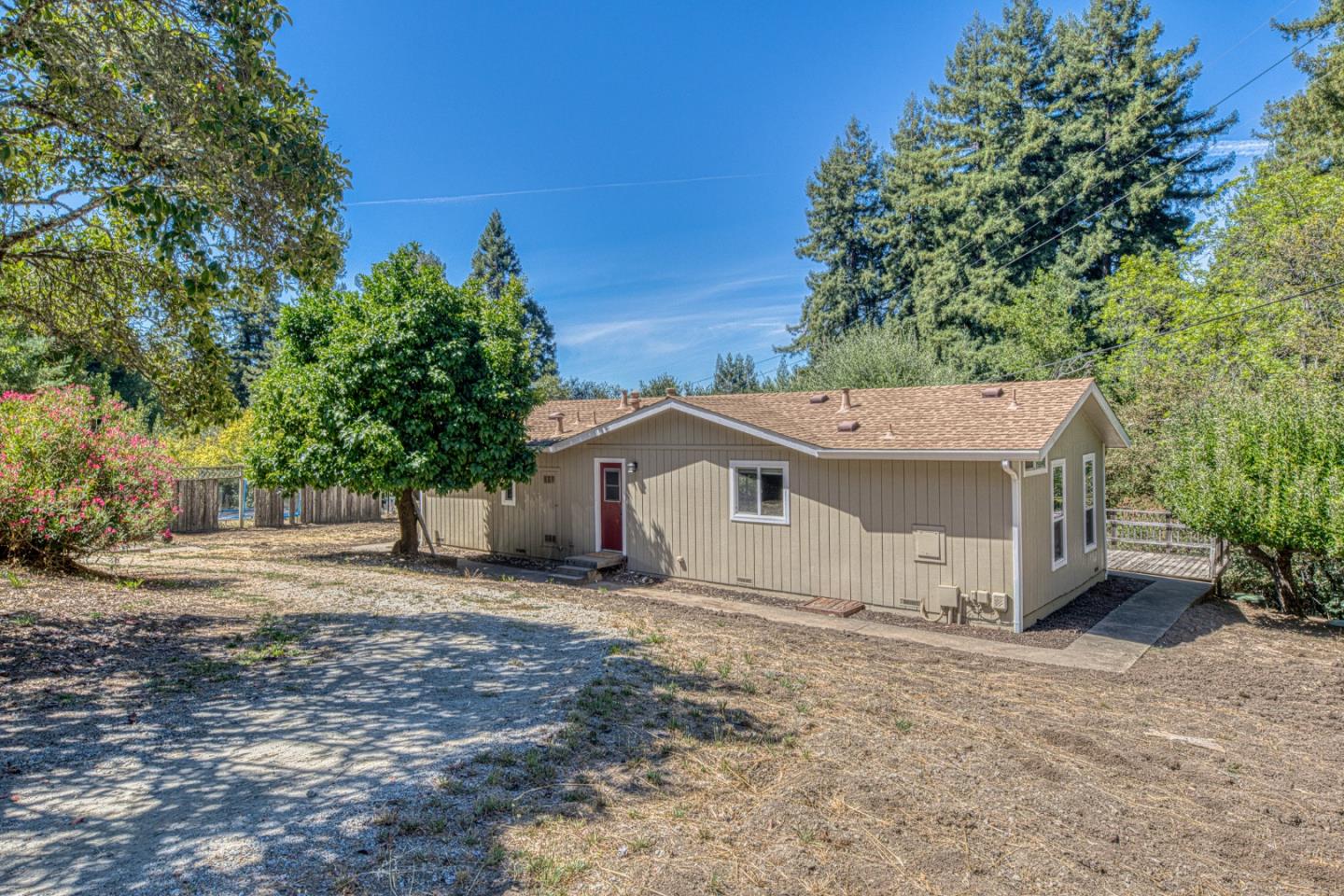 185 Timber Lodge Road Los Gatos, CA 95033 - Photo 3 of 37 Gallery Image 3