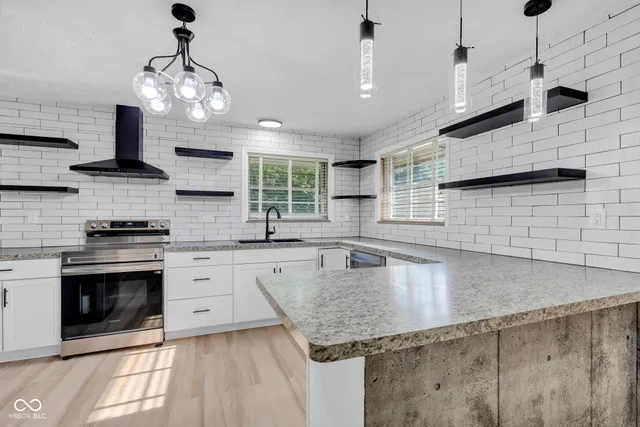 $329,900 | 6301 Madison Avenue, Indianapolis, IN 46227