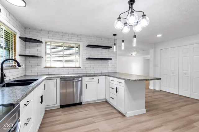 $329,900 | 6301 Madison Avenue, Indianapolis, IN 46227