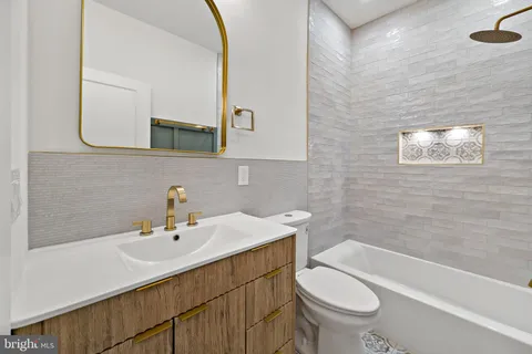 $499,500 | 2062 East Arizona Street, Philadelphia, PA 19125