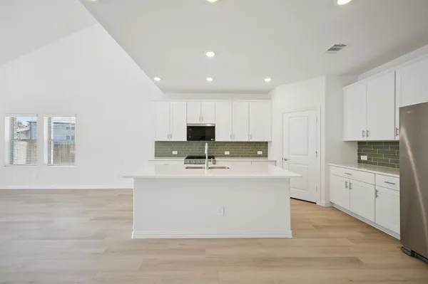 $469,314 | 2305 Nicole Drive, Denton, TX 76208