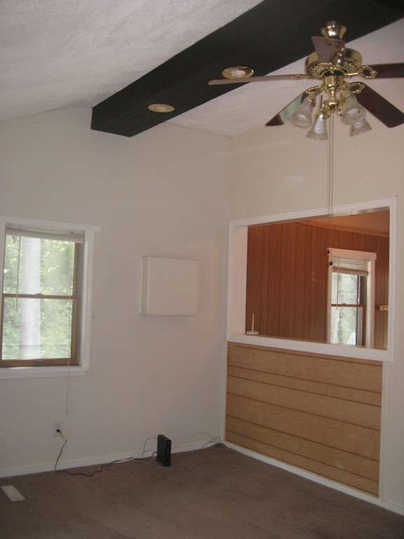110 Athol Road Phillipston, MA 01331 - Photo 5 of 20 a view of an entryway