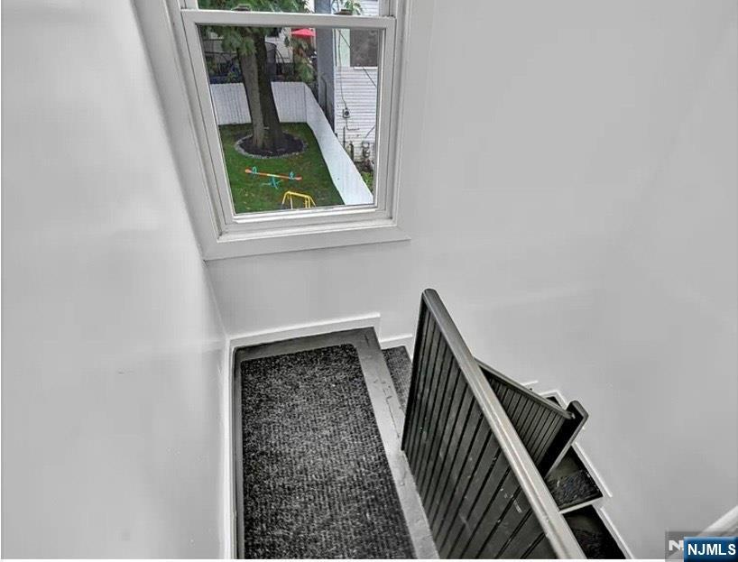 49 Tichenor Terrace Irvington, NJ 07111 - Photo 5 of 9