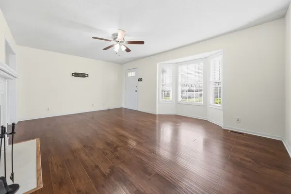 $1,800 | 1361 Jenny Lane, Clarksville, TN 37042