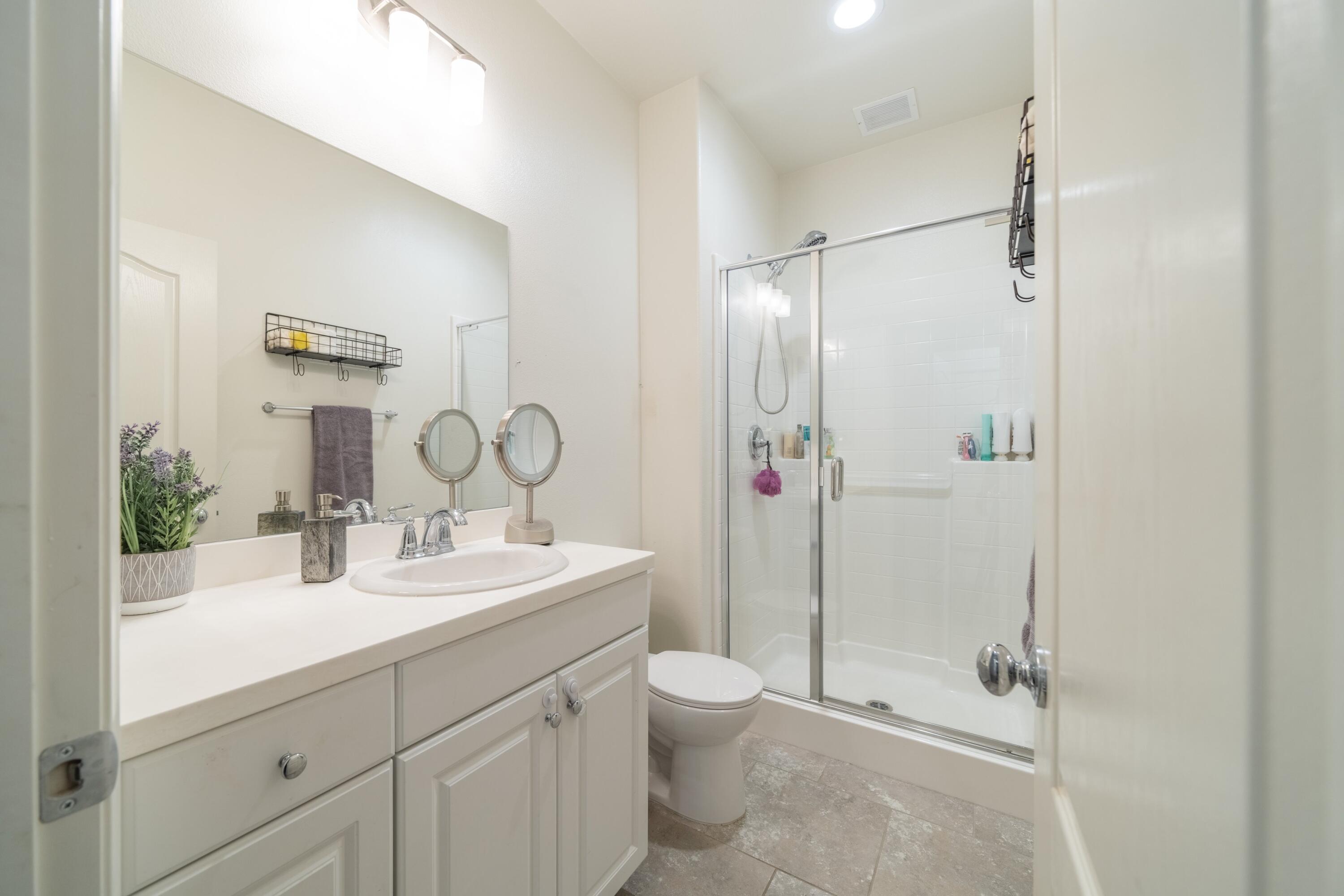 411 Calabrese Street Fallbrook, CA 92028 - Photo 6 of 42 08-JYP08921-HDR