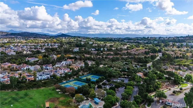 $1,160,000 | 21 Thorp, Ladera Ranch, CA 92694