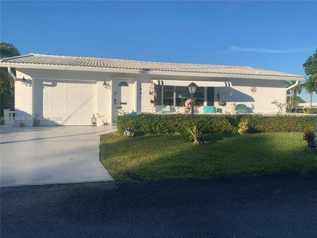 $449,900 | 1801 Southwest 22nd Way, Boynton Beach, FL 33426