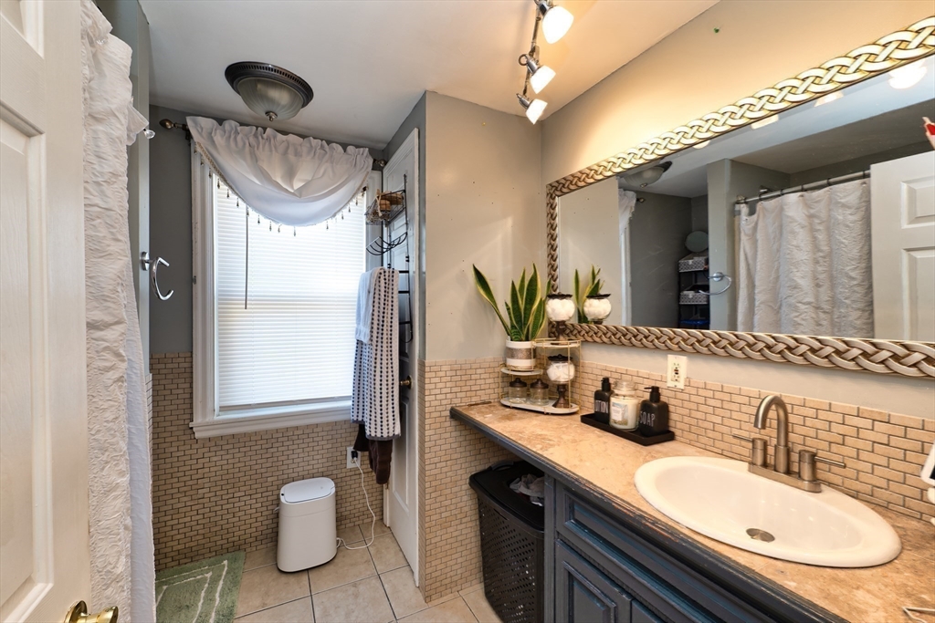 235 Chavenson Street Fall River, MA 02723 - Photo 28 of 38