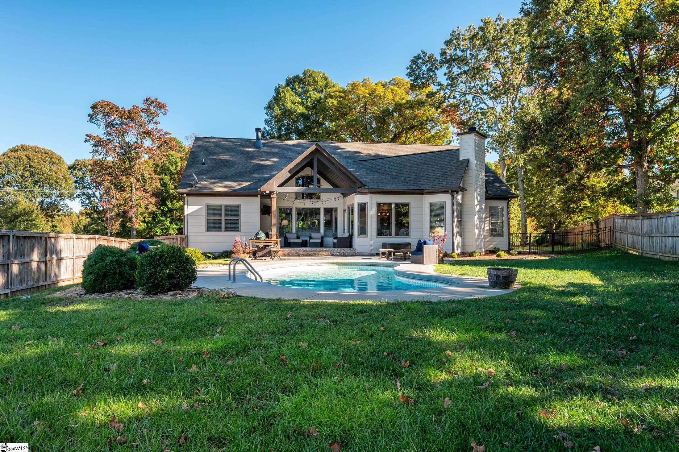 52 Bell Road Greenville, SC 29607 - Photo 3 of 24