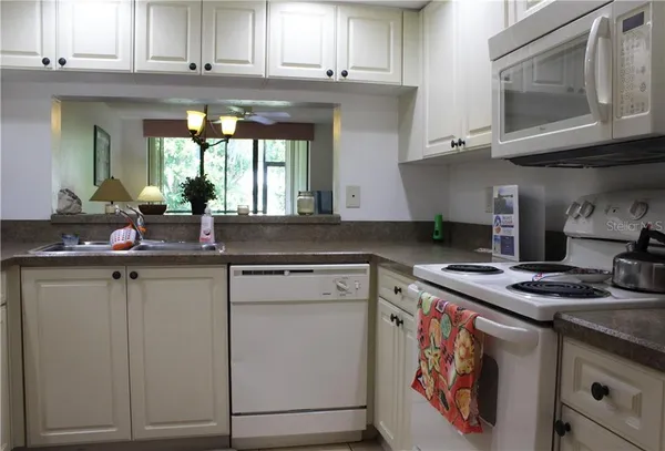 $3,510 | 4450 47th Avenue West, Unit 102, Bradenton, FL 34210