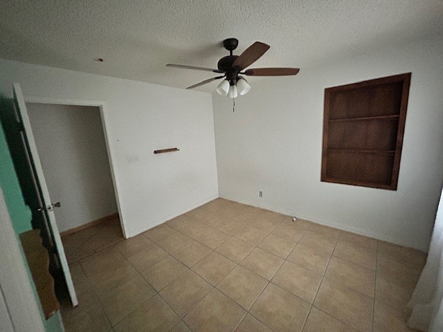 1200 Santa Rosa Street San Diego, TX 78384 - Photo 8 of 16 a view of an empty room with a window