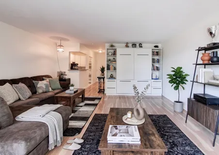 $225,000 | 777 North Michigan Avenue, Unit 3406, Chicago, IL 60611