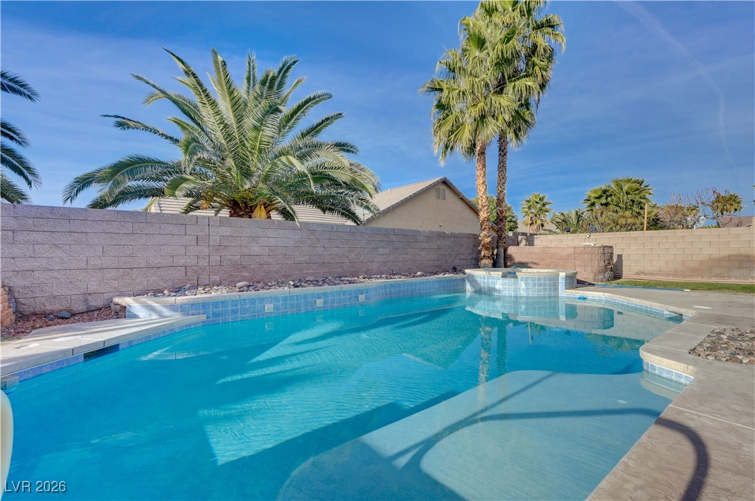 2260 Lyrical Road Henderson, NV 89052 - Photo 12 of 67