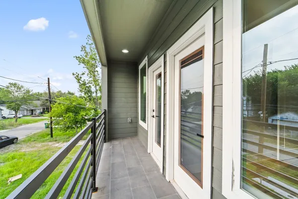 $2,300 | 6631 Foster Street, Houston, TX 77021