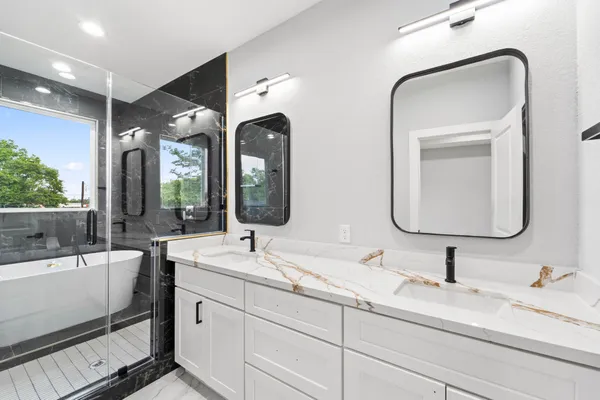 $2,300 | 6631 Foster Street, Houston, TX 77021