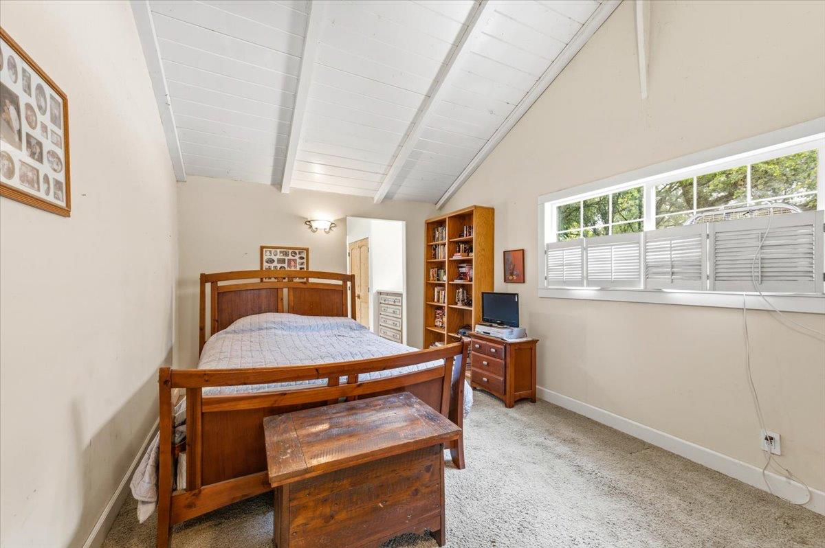 10677 Lazy Valley Road Penn Valley, CA 95946 - Photo 26 of 65