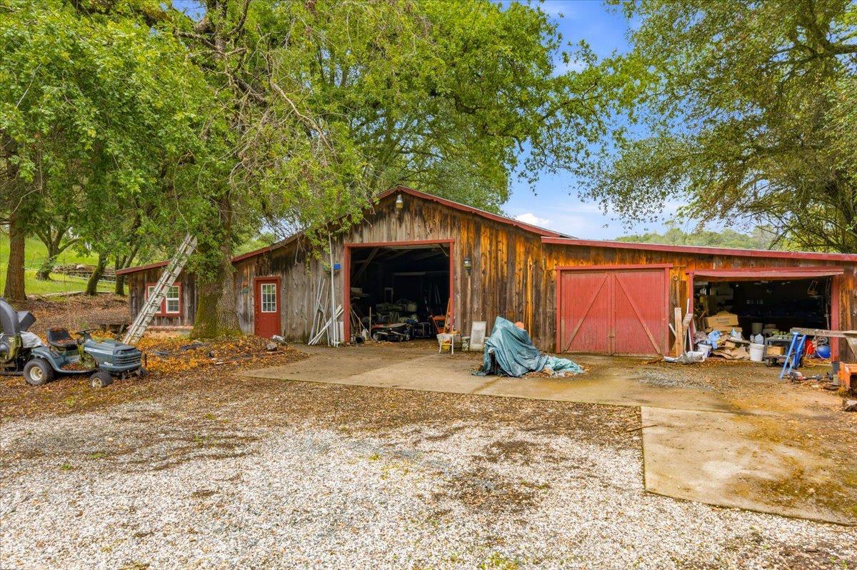 10677 Lazy Valley Road Penn Valley, CA 95946 - Photo 38 of 65
