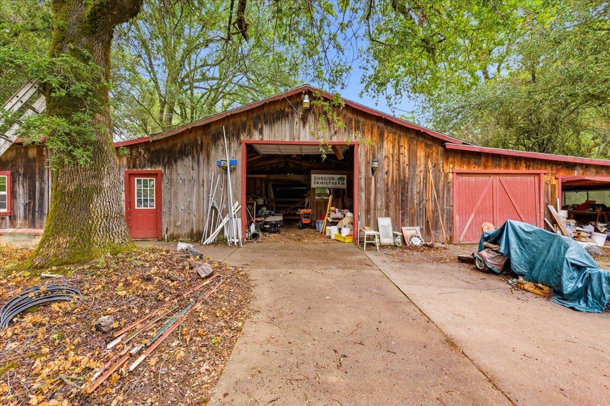 10677 Lazy Valley Road Penn Valley, CA 95946 - Photo 39 of 65