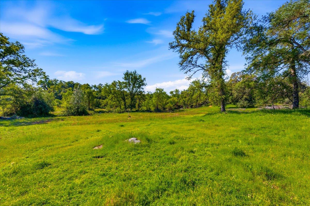 10677 Lazy Valley Road Penn Valley, CA 95946 - Photo 50 of 65