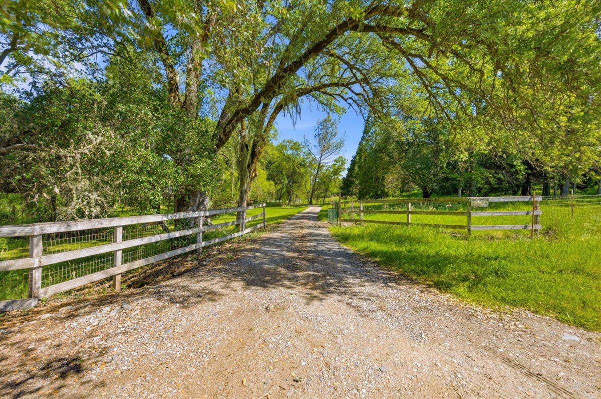 10677 Lazy Valley Road Penn Valley, CA 95946 - Photo 58 of 65
