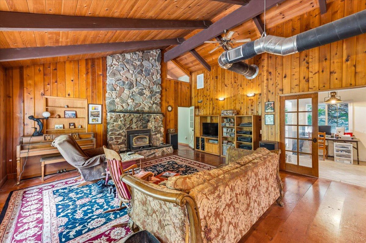 10677 Lazy Valley Road Penn Valley, CA 95946 - Photo 8 of 65