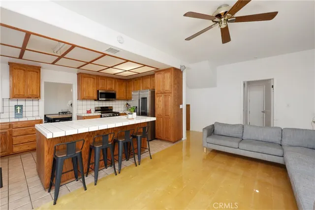 $999,000 | 415 Magnolia Avenue, Inglewood, CA 90301