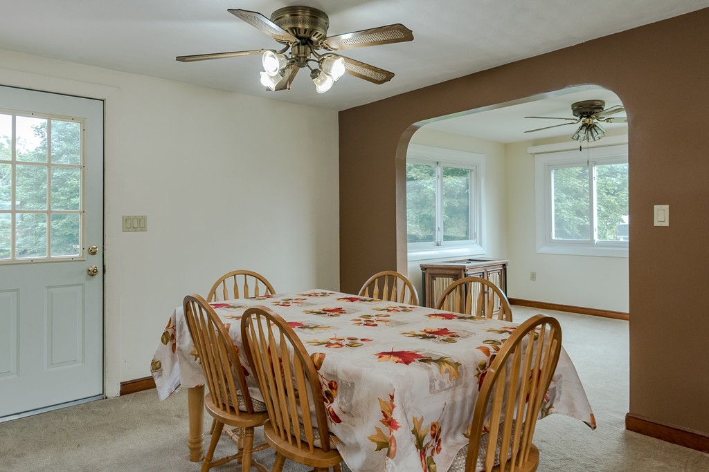 616 Boston Road Billerica, MA 01821 - Photo 4 of 14