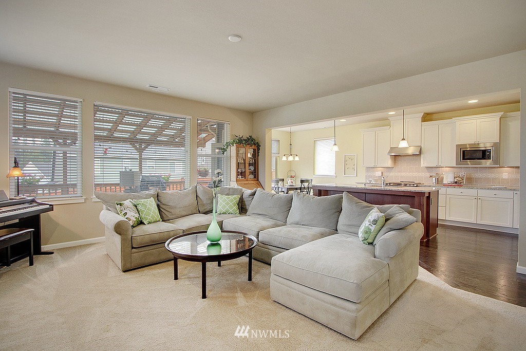 5606 Northeast 8th Place Renton, WA 98059 - Photo 11 of 25