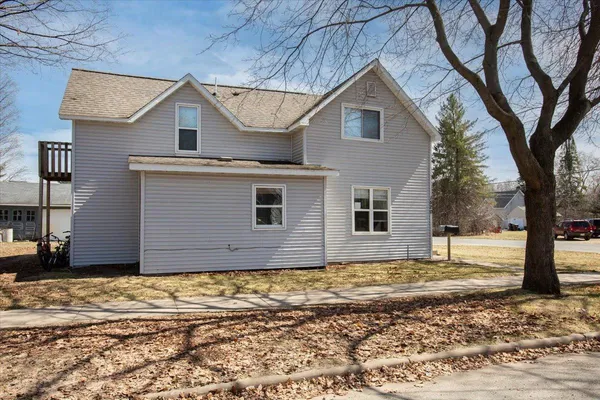 $215,000 | 1520 8th Street East, Menomonie, WI 54751