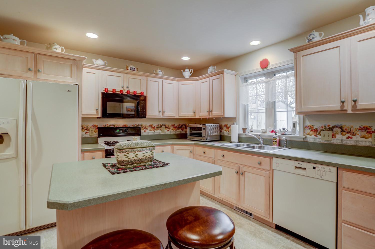 1239 Lampeter Road Lancaster, PA 17602 - Photo 18 of 51 Gallery Image 18