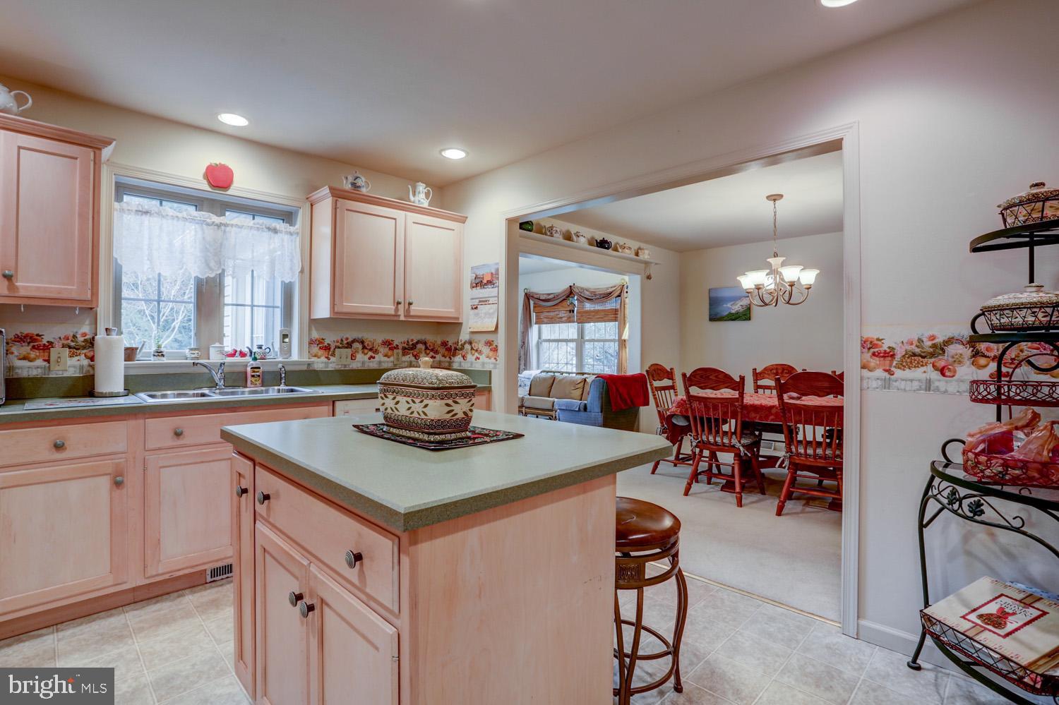 1239 Lampeter Road Lancaster, PA 17602 - Photo 19 of 51 Gallery Image 19
