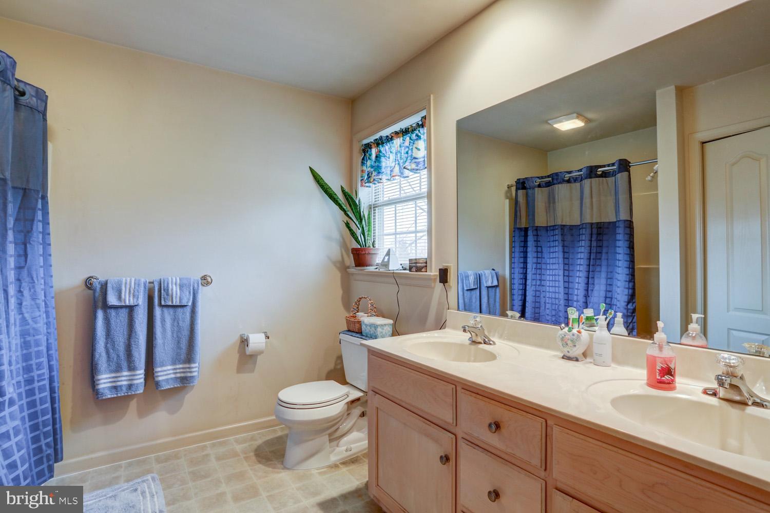 1239 Lampeter Road Lancaster, PA 17602 - Photo 25 of 51 Gallery Image 25