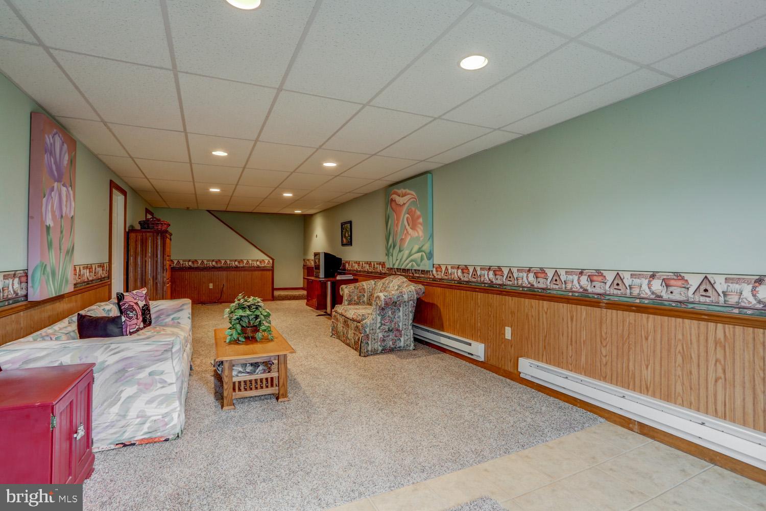1239 Lampeter Road Lancaster, PA 17602 - Photo 36 of 51 Gallery Image 36