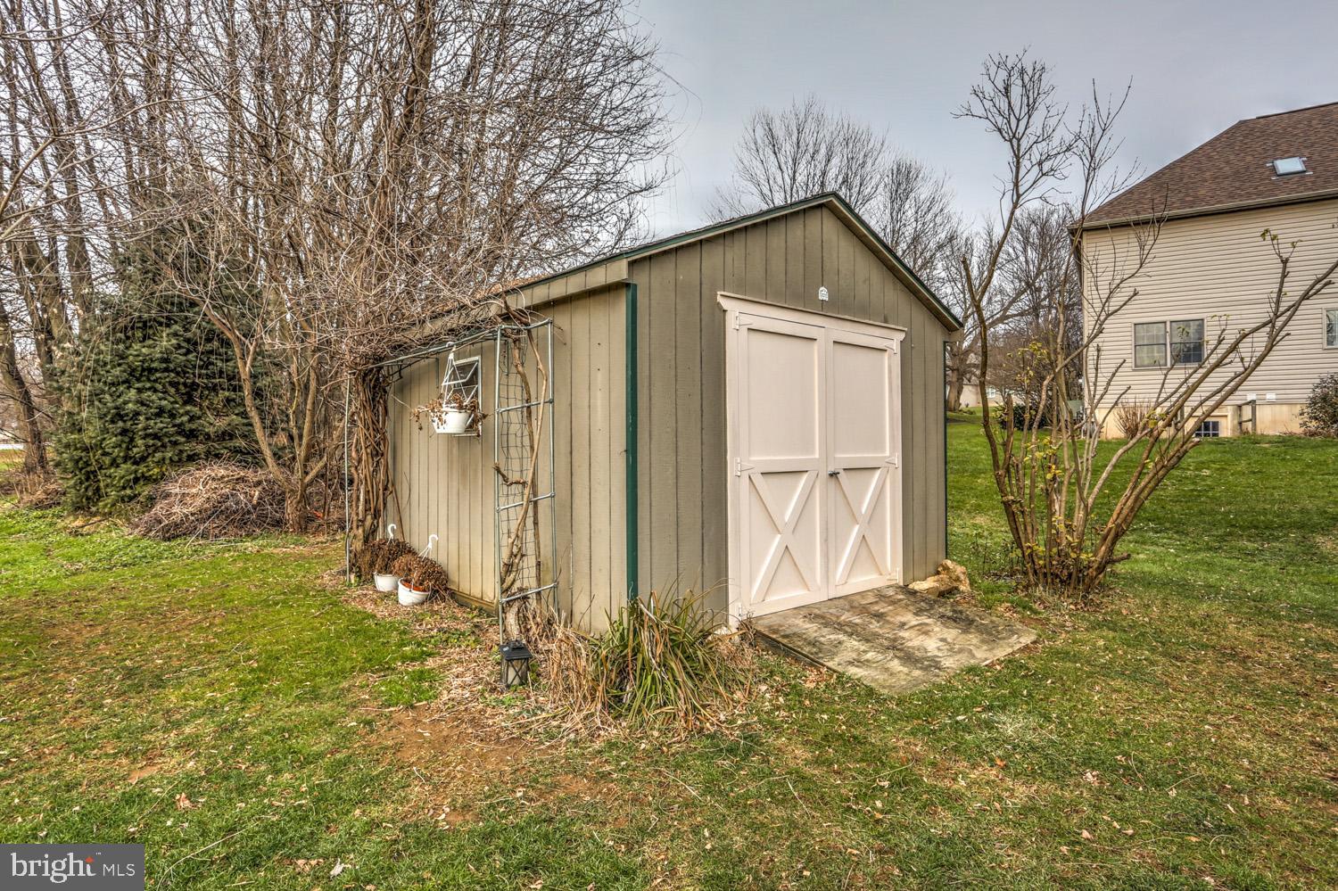 1239 Lampeter Road Lancaster, PA 17602 - Photo 45 of 51 Gallery Image 45